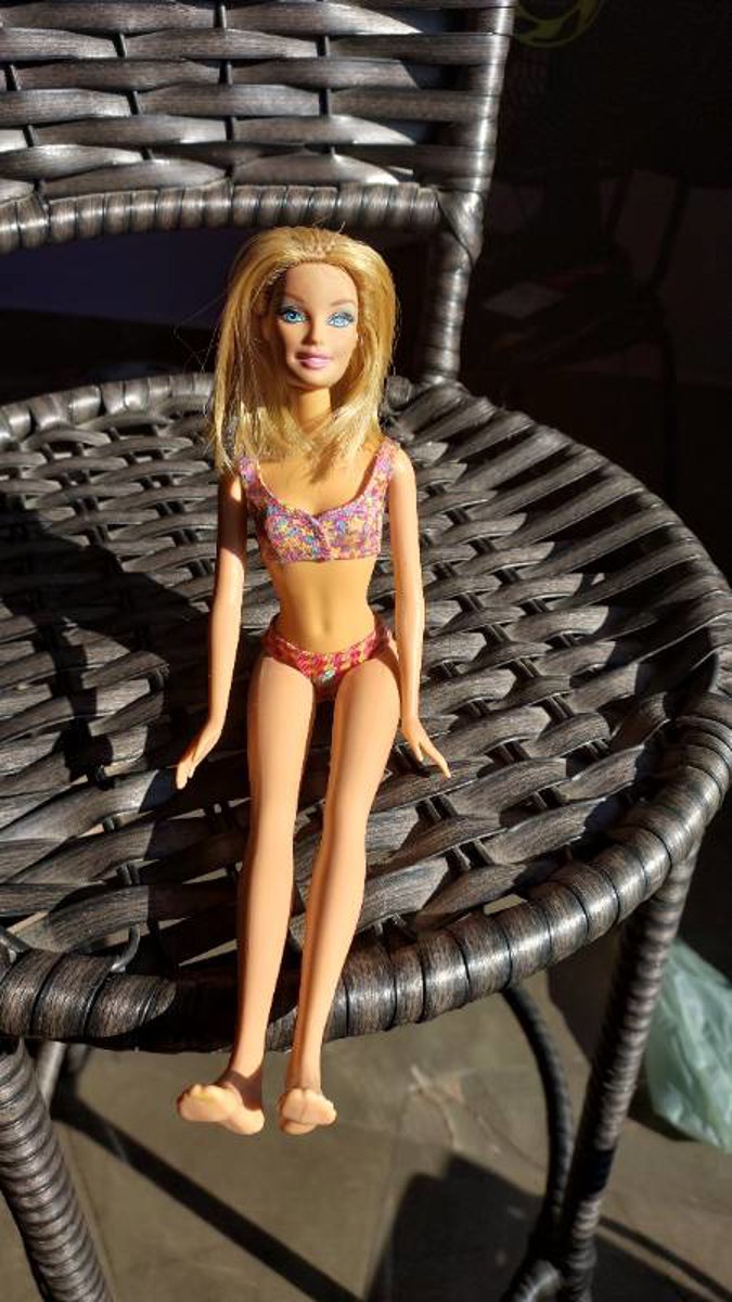 BARBIE PRAIA X9598