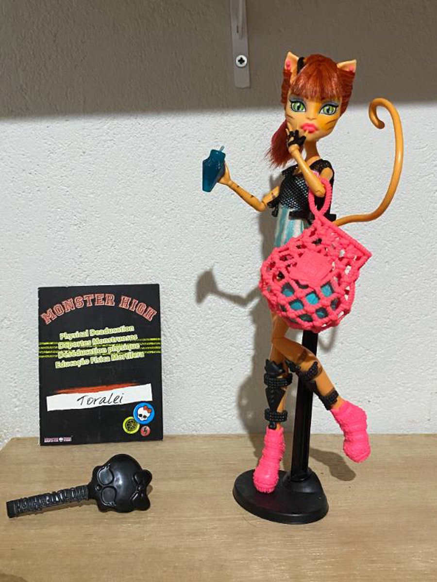 boneca monster high toralei stripe ghoul sports
