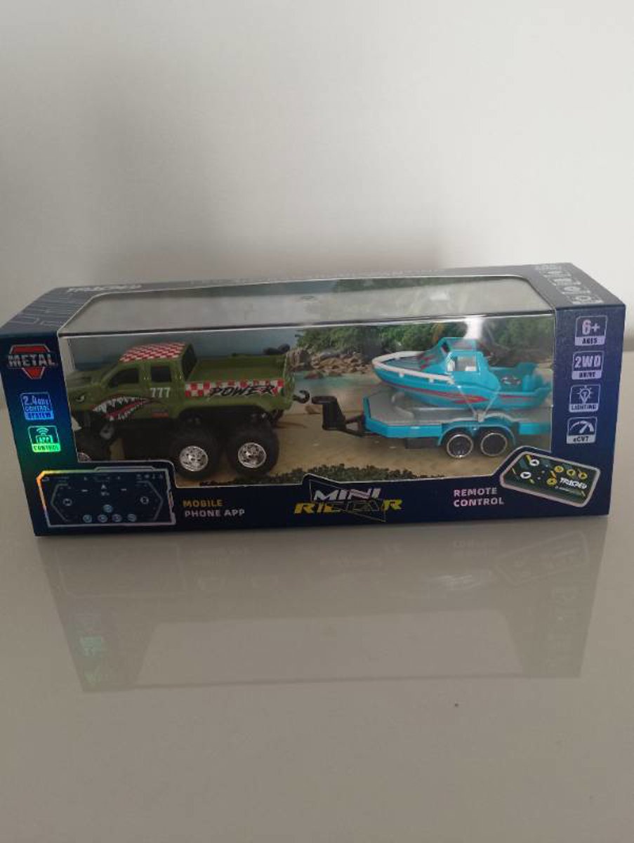 Carro de controle remoto Monsters truck com reboque e lancha