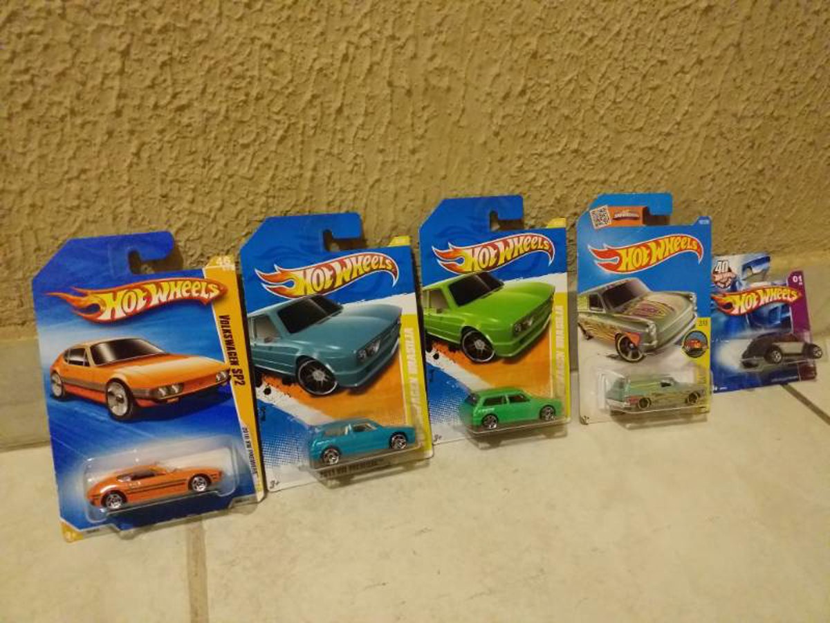 COLEÇÃO 05 MINIATURAS “”Volkswagen”” HOT WHEELS – VOLKSWAGEN