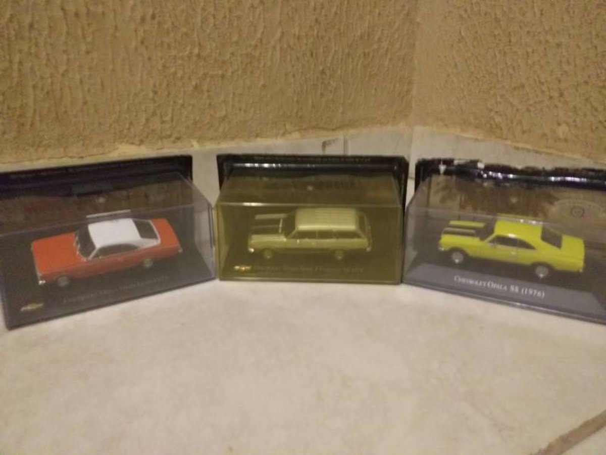 COLEÇÃO COM 03 MINIATURAS CHEVROLET ESCALA 1:43 COLLECTION EDITORA SALVAT